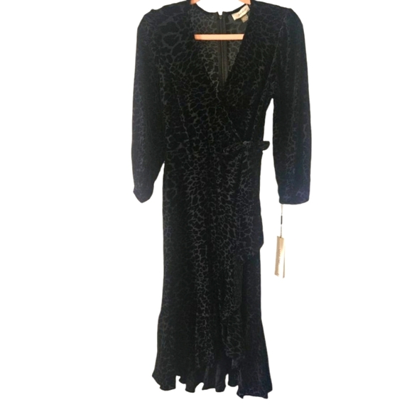 NWT - Calvin Klein - Black Burnout Animal Print Velvet Wrap Dress - Size 4 - Picture 3 of 9